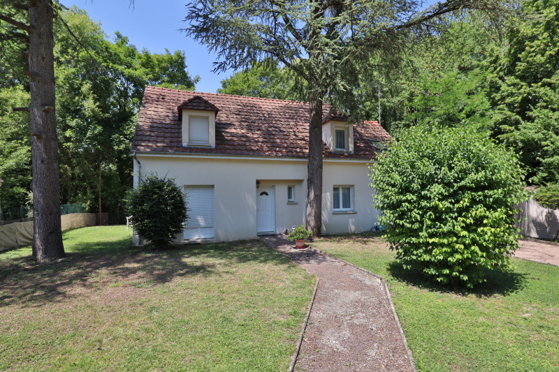 Damonte Location maison - 101 rue edmond fariat, TROYES - Ref n° 9432